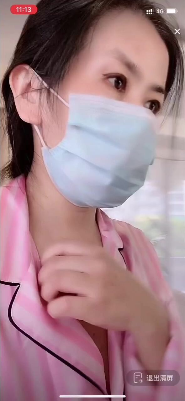 最新《瘋狂抖音》外篇之『三亞美女2』極品三亞外圍美女大秀身材 作死大尺度 摳B揉乳擠奶 (98)