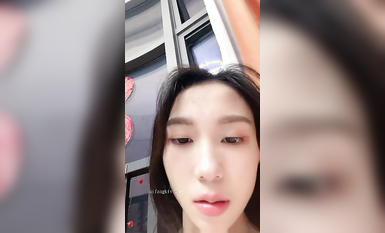 重磅核彈！高人氣女神~20小時~【小悅悅】裸舞~啪啪~噴水~~ (18)