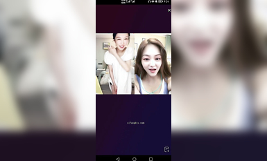 最新《瘋狂抖音》外篇之《抖音擦邊4》顏值主播各顯神通 閃現走光 刷邊瘋狂作死 扣逼漏奶 (63)