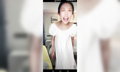 最新《瘋狂抖音》外篇之《抖音擦邊4》顏值主播各顯神通 閃現走光 刷邊瘋狂作死 扣逼漏奶 (63)