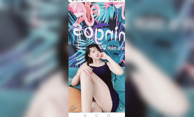 最新《瘋狂抖音》外篇之『三亞美女2』極品三亞外圍美女大秀身材 作死大尺度 摳B揉乳擠奶 (85)