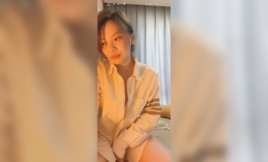 最新《瘋狂抖音》外篇之『三亞美女2』極品三亞外圍美女大秀身材 作死大尺度 摳B揉乳擠奶 (84)