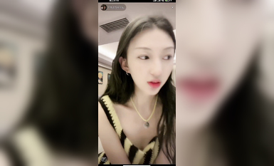 最新《瘋狂抖音》外篇之『三亞美女2』極品三亞外圍美女大秀身材 作死大尺度 摳B揉乳擠奶 (108)