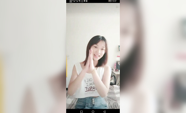 最新《瘋狂抖音》外篇之《抖音擦邊4》顏值主播各顯神通 閃現走光 刷邊瘋狂作死 扣逼漏奶 (78)