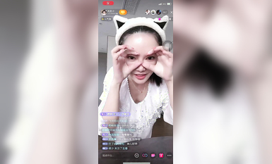 最新《瘋狂抖音》外篇之《抖音擦邊4》顏值主播各顯神通 閃現走光 刷邊瘋狂作死 扣逼漏奶 (69)