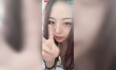 最新《瘋狂抖音》外篇之《抖音擦邊4》顏值主播各顯神通 閃現走光 刷邊瘋狂作死 扣逼漏奶 (250)