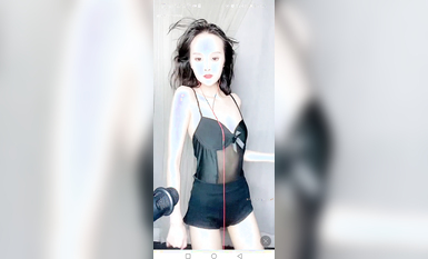 最新《瘋狂抖音》外篇之《抖音擦邊4》顏值主播各顯神通 閃現走光 刷邊瘋狂作死 扣逼漏奶 (31)