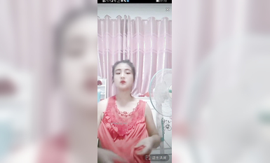 最新《瘋狂抖音》外篇之《抖音擦邊4》顏值主播各顯神通 閃現走光 刷邊瘋狂作死 扣逼漏奶 (57)