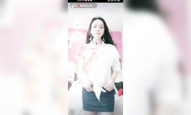 最新《瘋狂抖音》外篇之『三亞美女2』極品三亞外圍美女大秀身材 作死大尺度 摳B揉乳擠奶 (178)