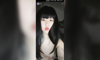 最新《瘋狂抖音》外篇之『三亞美女2』極品三亞外圍美女大秀身材 作死大尺度 摳B揉乳擠奶 (68)