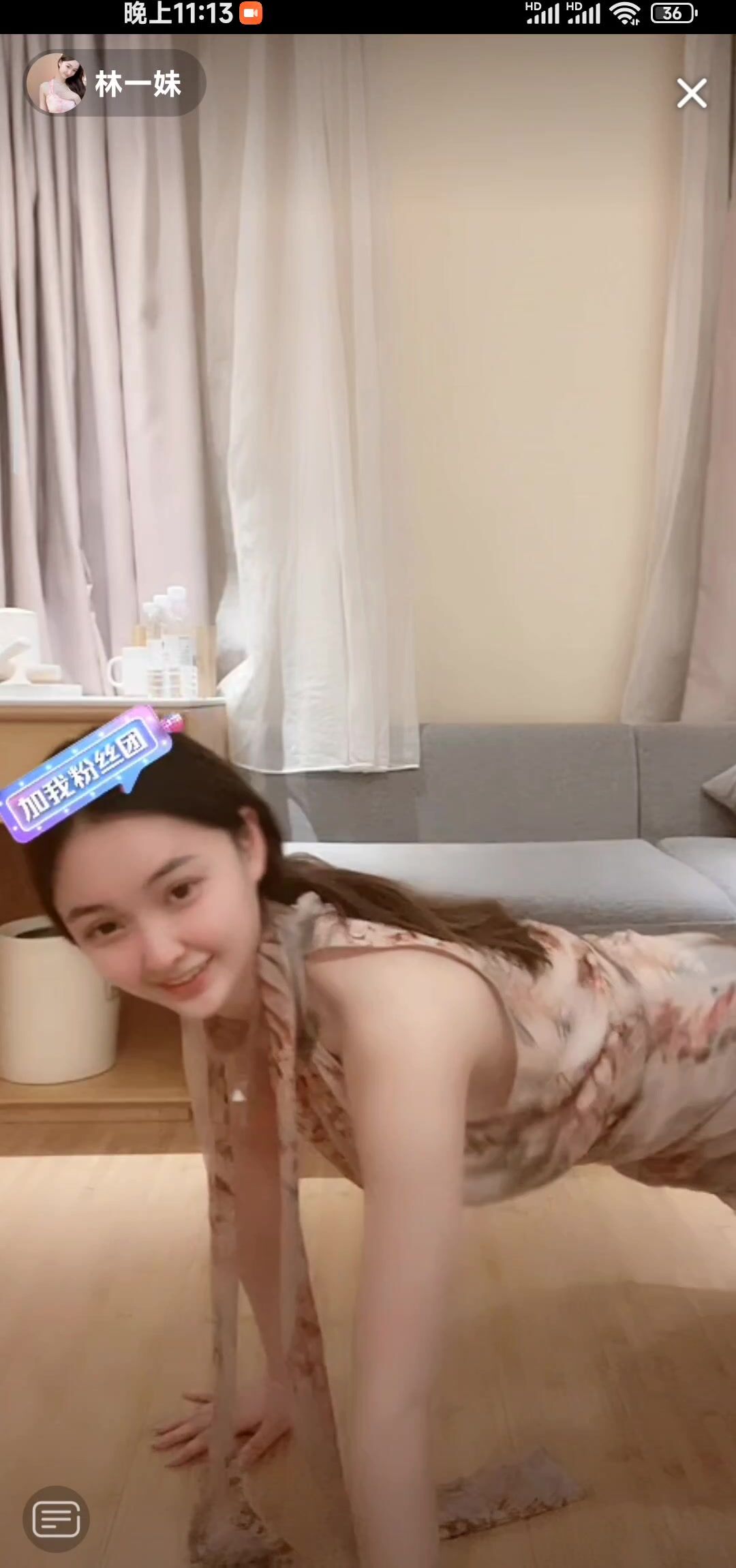 最新《瘋狂抖音》外篇之『三亞美女2』極品三亞外圍美女大秀身材 作死大尺度 摳B揉乳擠奶 (175)