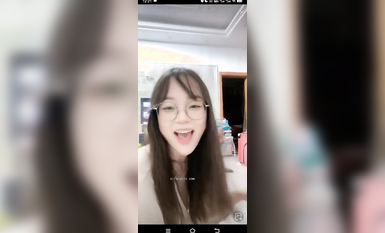 最新《瘋狂抖音》外篇之《抖音擦邊4》顏值主播各顯神通 閃現走光 刷邊瘋狂作死 扣逼漏奶 (45)