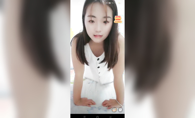 最新《瘋狂抖音》外篇之《抖音擦邊4》顏值主播各顯神通 閃現走光 刷邊瘋狂作死 扣逼漏奶 (95)