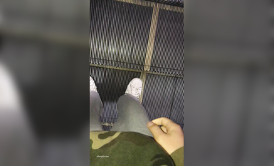 稀缺學姐專場 專業抄底靚麗制服學姐珍藏版 貼著美女屁股抄 有燈光加持畫質特好 超清4K原版9034 (2)