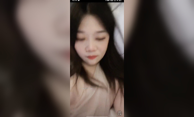 最新《瘋狂抖音》外篇之《抖音擦邊4》顏值主播各顯神通 閃現走光 刷邊瘋狂作死 扣逼漏奶 (23)