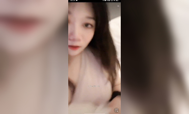 最新《瘋狂抖音》外篇之《抖音擦邊4》顏值主播各顯神通 閃現走光 刷邊瘋狂作死 扣逼漏奶 (23)