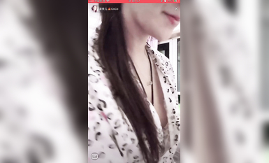 最新《瘋狂抖音》外篇之『三亞美女2』極品三亞外圍美女大秀身材 作死大尺度 摳B揉乳擠奶 (88)