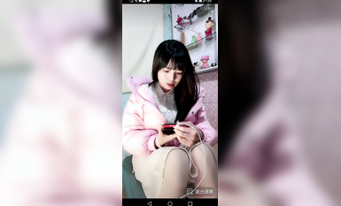 最新《瘋狂抖音》外篇之『三亞美女2』極品三亞外圍美女大秀身材 作死大尺度 摳B揉乳擠奶 (8)