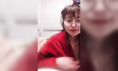 最新《瘋狂抖音》外篇之『三亞美女2』極品三亞外圍美女大秀身材 作死大尺度 摳B揉乳擠奶 (168)