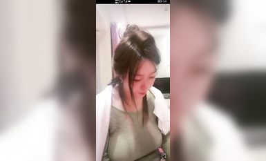 最新《瘋狂抖音》外篇之《抖音擦邊4》顏值主播各顯神通 閃現走光 刷邊瘋狂作死 扣逼漏奶 (265)