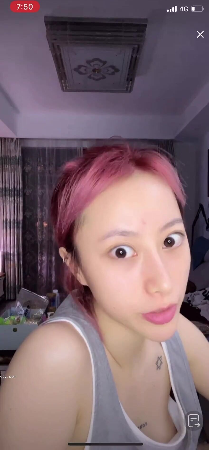 最新《瘋狂抖音》外篇之《抖音擦邊4》顏值主播各顯神通 閃現走光 刷邊瘋狂作死 扣逼漏奶 (3)