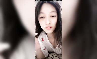 最新《瘋狂抖音》外篇之《抖音擦邊4》顏值主播各顯神通 閃現走光 刷邊瘋狂作死 扣逼漏奶 (273)