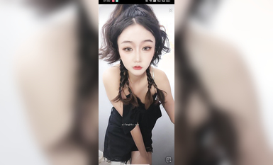 最新《瘋狂抖音》外篇之《抖音擦邊4》顏值主播各顯神通 閃現走光 刷邊瘋狂作死 扣逼漏奶 (107)