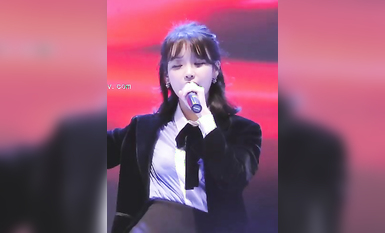 最新《瘋狂抖音》外篇之《抖音擦邊4》顏值主播各顯神通 閃現走光 刷邊瘋狂作死 扣逼漏奶 (153)