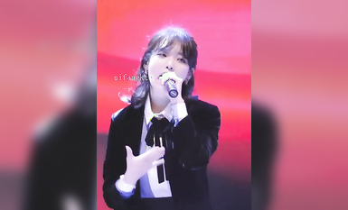 最新《瘋狂抖音》外篇之《抖音擦邊4》顏值主播各顯神通 閃現走光 刷邊瘋狂作死 扣逼漏奶 (153)