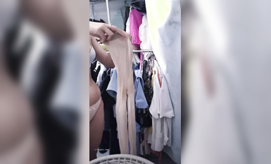 最新《瘋狂抖音》外篇之《抖音擦邊4》顏值主播各顯神通 閃現走光 刷邊瘋狂作死 扣逼漏奶 (90)