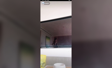 最新《瘋狂抖音》外篇之《抖音擦邊4》顏值主播各顯神通 閃現走光 刷邊瘋狂作死 扣逼漏奶 (39)