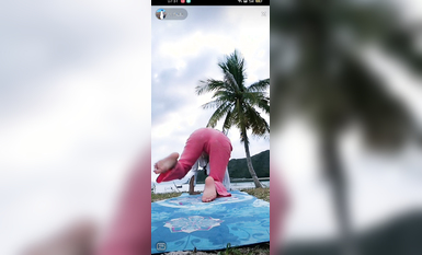 最新《瘋狂抖音》外篇之『三亞美女2』極品三亞外圍美女大秀身材 作死大尺度 摳B揉乳擠奶 (164)