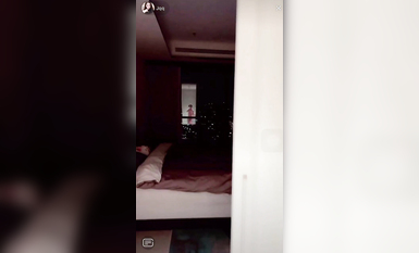 最新《瘋狂抖音》外篇之『三亞美女2』極品三亞外圍美女大秀身材 作死大尺度 摳B揉乳擠奶 (1)