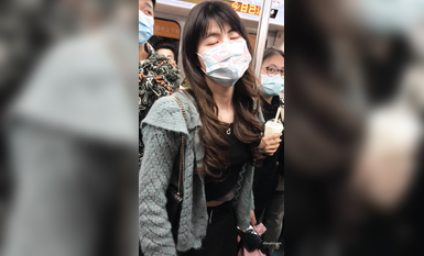 稀缺學姐專場 專業抄底靚麗制服學姐珍藏版 貼著美女屁股抄 有燈光加持畫質特好 超清4K原版 (17)