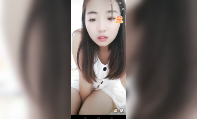 最新《瘋狂抖音》外篇之《抖音擦邊4》顏值主播各顯神通 閃現走光 刷邊瘋狂作死 扣逼漏奶 (97)