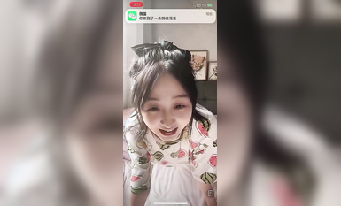 最新《瘋狂抖音》外篇之《抖音擦邊4》顏值主播各顯神通 閃現走光 刷邊瘋狂作死 扣逼漏奶 (113)