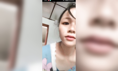 最新《瘋狂抖音》外篇之《抖音擦邊4》顏值主播各顯神通 閃現走光 刷邊瘋狂作死 扣逼漏奶 (83)