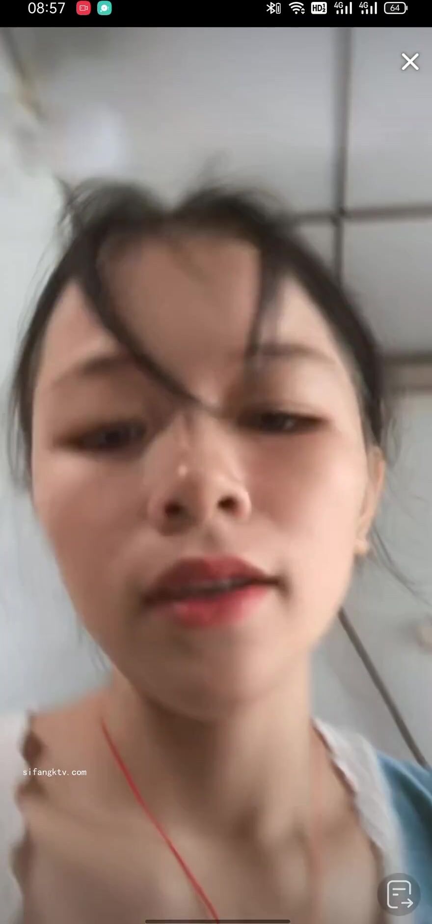 最新《瘋狂抖音》外篇之《抖音擦邊4》顏值主播各顯神通 閃現走光 刷邊瘋狂作死 扣逼漏奶 (83)