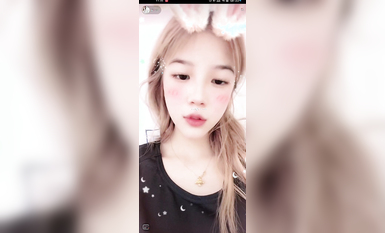 最新《瘋狂抖音》外篇之『三亞美女2』極品三亞外圍美女大秀身材 作死大尺度 摳B揉乳擠奶 (138)