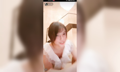 最新《瘋狂抖音》外篇之『三亞美女2』極品三亞外圍美女大秀身材 作死大尺度 摳B揉乳擠奶 (92)