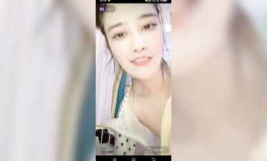 最新《瘋狂抖音》外篇之『三亞美女2』極品三亞外圍美女大秀身材 作死大尺度 摳B揉乳擠奶 (49)