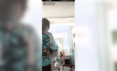 最新《瘋狂抖音》外篇之『三亞美女2』極品三亞外圍美女大秀身材 作死大尺度 摳B揉乳擠奶 (41)