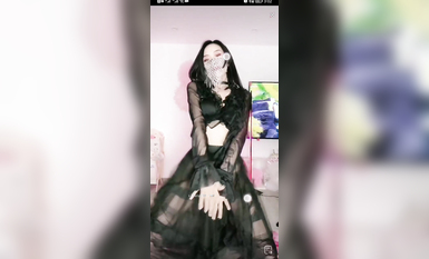 最新《瘋狂抖音》外篇之《抖音擦邊4》顏值主播各顯神通 閃現走光 刷邊瘋狂作死 扣逼漏奶 (223)