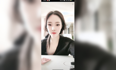 最新《瘋狂抖音》外篇之《抖音擦邊4》顏值主播各顯神通 閃現走光 刷邊瘋狂作死 扣逼漏奶 (124)