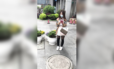 稀缺學姐專場 專業抄底靚麗制服學姐珍藏版 貼著美女屁股抄 有燈光加持畫質特好 超清4K原版9034 (1)