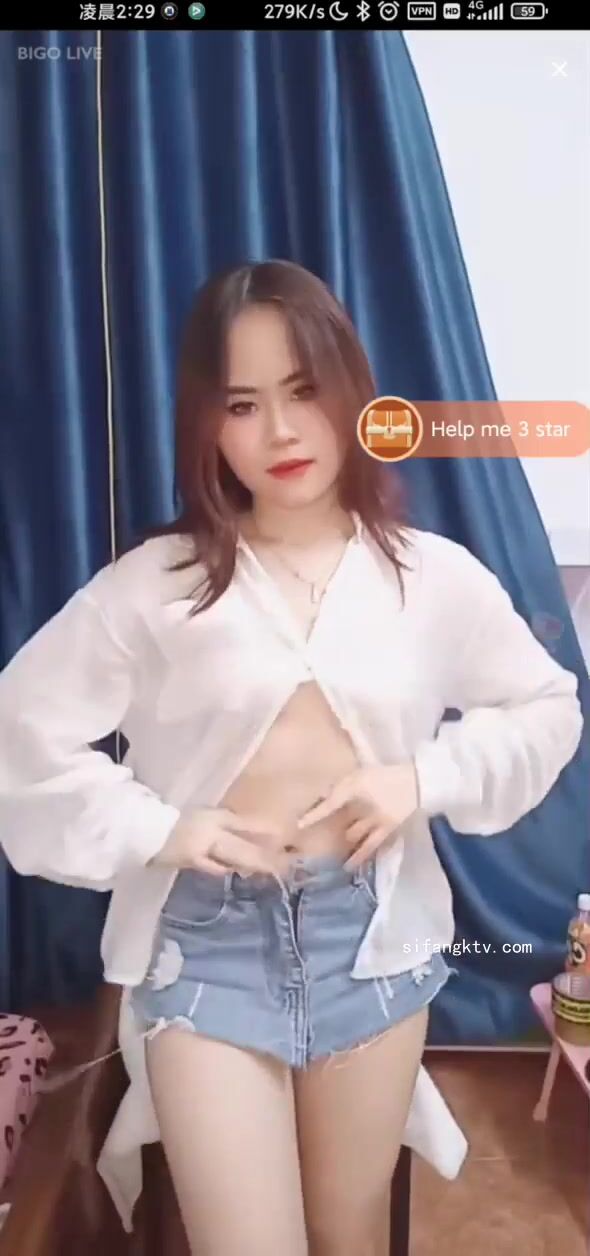 最新《瘋狂抖音》外篇之《抖音擦邊4》顏值主播各顯神通 閃現走光 刷邊瘋狂作死 扣逼漏奶 (30)