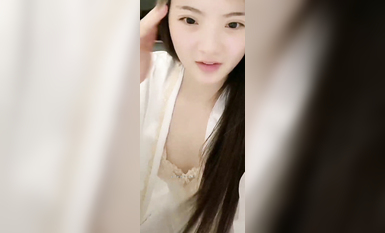 最新《瘋狂抖音》外篇之《抖音擦邊4》顏值主播各顯神通 閃現走光 刷邊瘋狂作死 扣逼漏奶 (239)