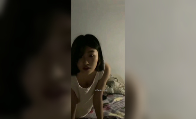 最新《瘋狂抖音》外篇之《抖音擦邊4》顏值主播各顯神通 閃現走光 刷邊瘋狂作死 扣逼漏奶 (240)