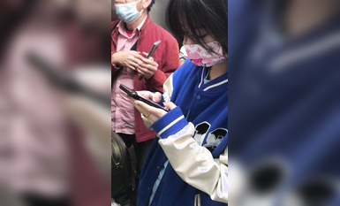 稀缺學姐專場 專業抄底靚麗制服學姐珍藏版 貼著美女屁股抄 有燈光加持畫質特好 超清4K原版 (37)