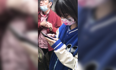 稀缺學姐專場 專業抄底靚麗制服學姐珍藏版 貼著美女屁股抄 有燈光加持畫質特好 超清4K原版 (37)